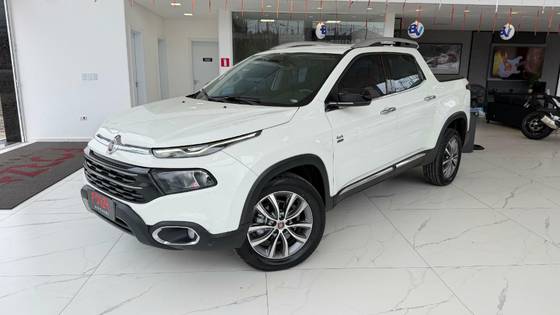 FIAT TORO 2.0 16V TURBO DIESEL VOLCANO 4WD AT9 FIAT TORO 2.0 16V TURBO DIESEL VOLCANO 4WD AT9
